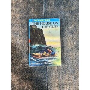 The Hardy Boys, #2, The House On The Cliff By Franklin W. Dixon, 1959, Vintage